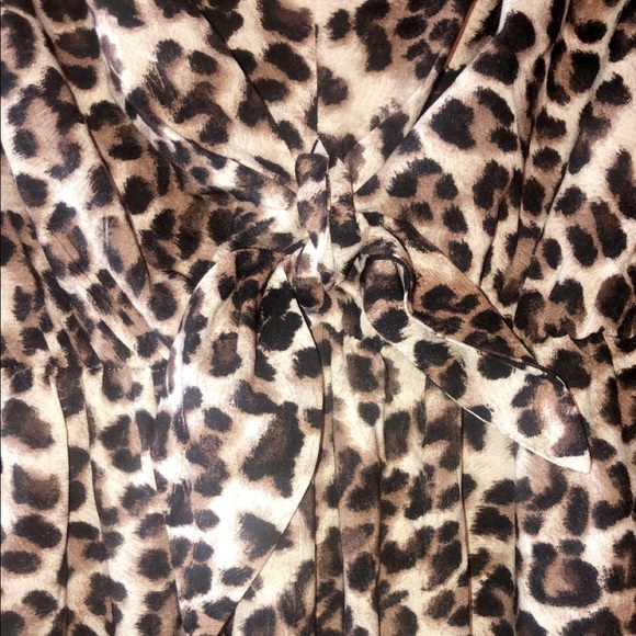 Leopard print jumpsuit - Picture 2 of 5